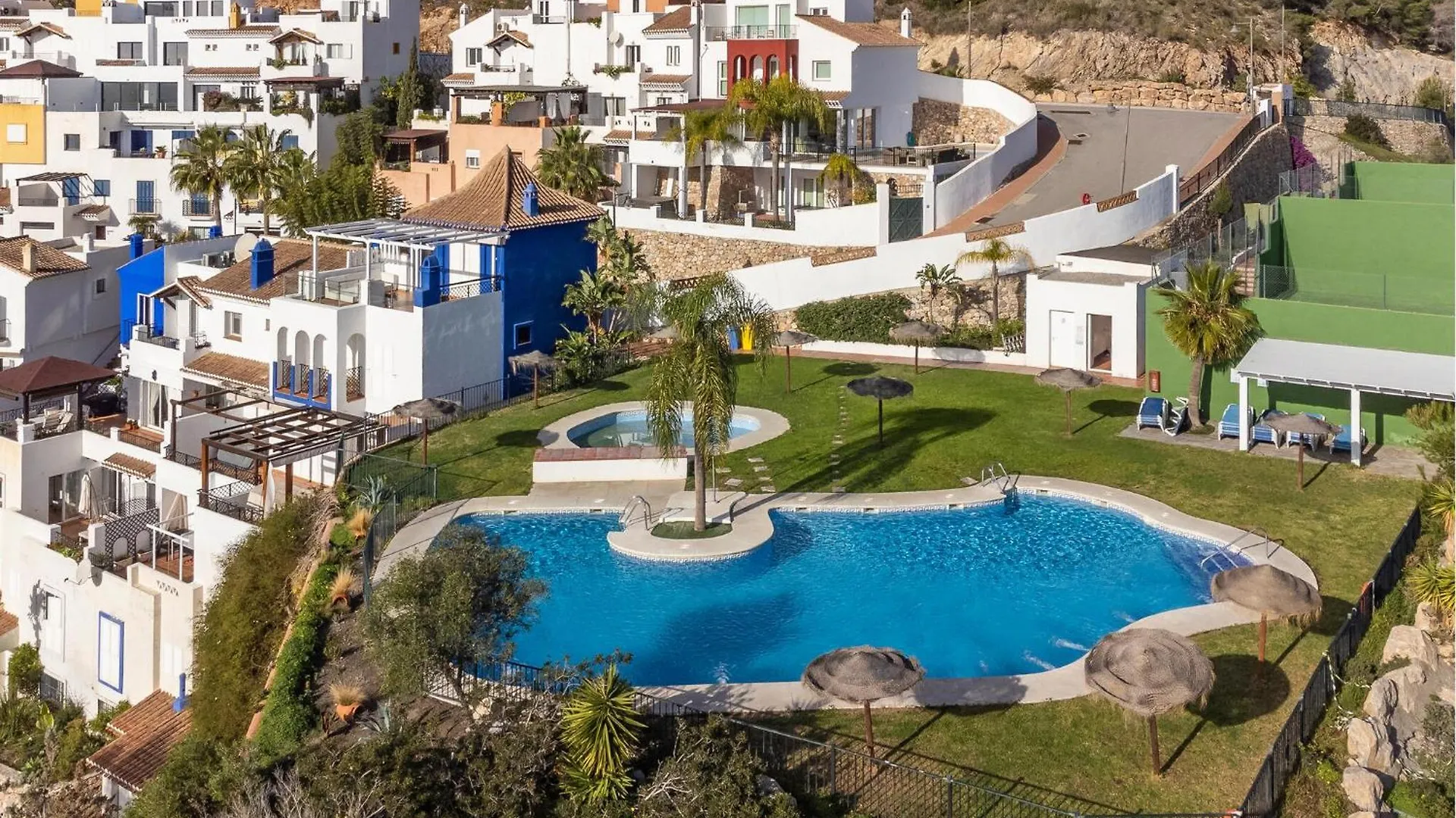 Awesome Home In Almunecar With Wifi
